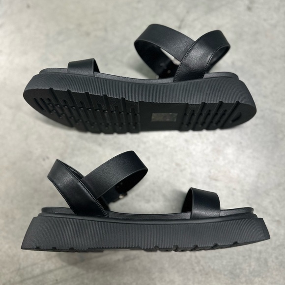 Black Women's Sandals - Picture 5 of 13